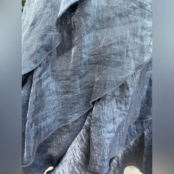 NWOT Samuel Dong TIERED skirt Grey Metallic Size Medium - Picture 3 of 11